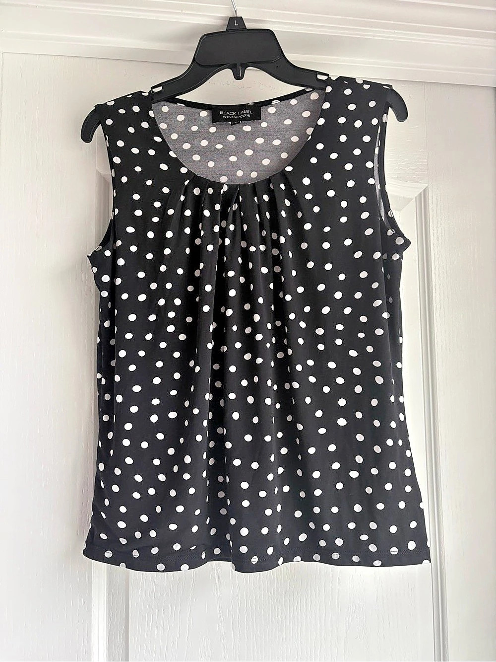 Black Label by Evan-Picone Polka Dot Sleeveless Blouse in Black & White Medium